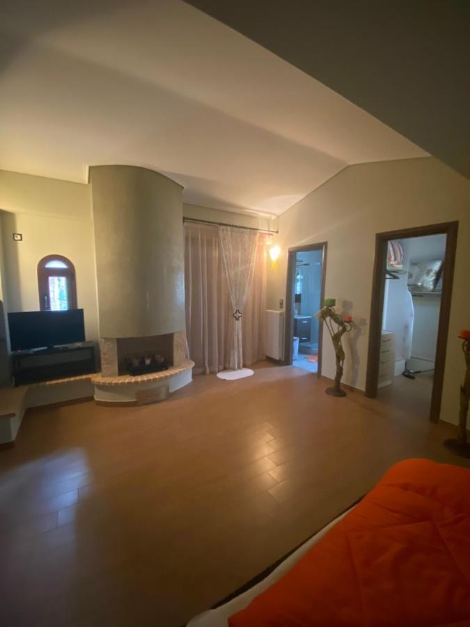 Villa Ria Kalavryta Ngoại thất bức ảnh