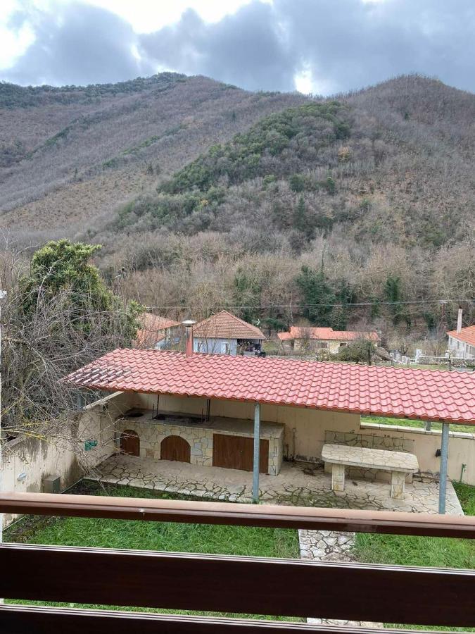 Villa Ria Kalavryta Ngoại thất bức ảnh